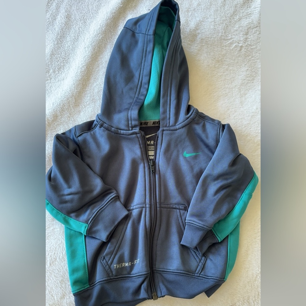 18m Nike zip jacket